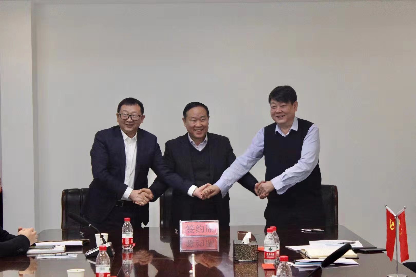 省建筑設計院與城關區(qū)城發(fā)公司、甘肅七建<br/>簽署戰(zhàn)略合作協(xié)議